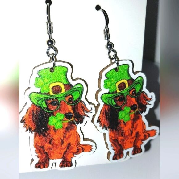 Super cute St Patrick's lucky green earrings - Picture 4 of 6